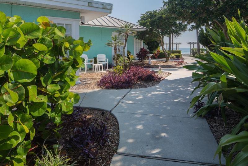 Coconut Palms Beach Resort New Smyrna Beach Εξωτερικό φωτογραφία