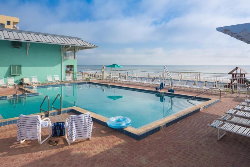 Coconut Palms Beach Resort New Smyrna Beach Εξωτερικό φωτογραφία